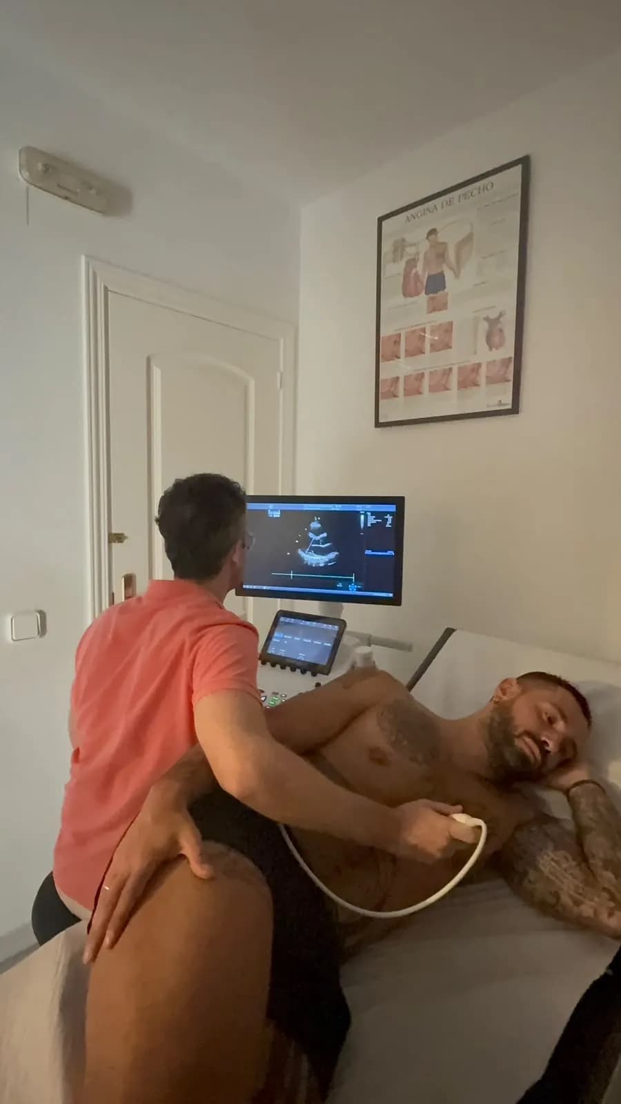 Ecocardiograma Doppler realizado a un deportista en la consulta de cardiología de Motril